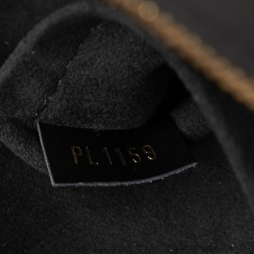 Louis Vuitton Monogram Vernis Boite Chapeau Souple MM Shoulder Bag - Picture 6 of 14